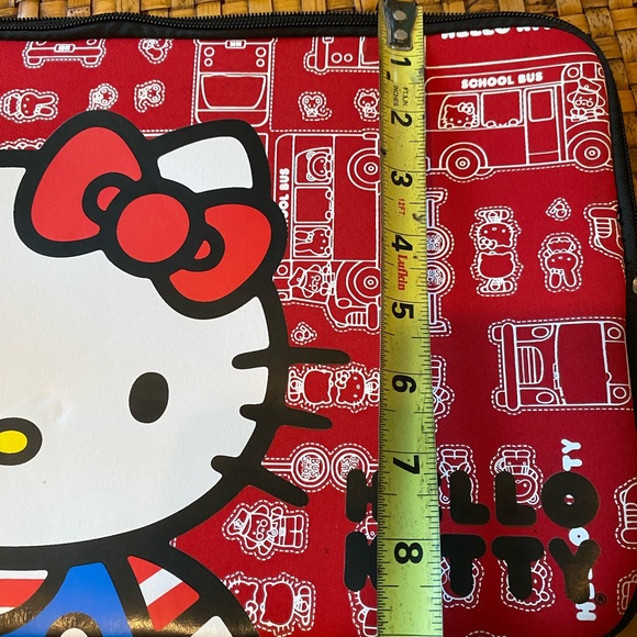 Hello Kitty Red Tablet Sleeve - Picture 2 of 5